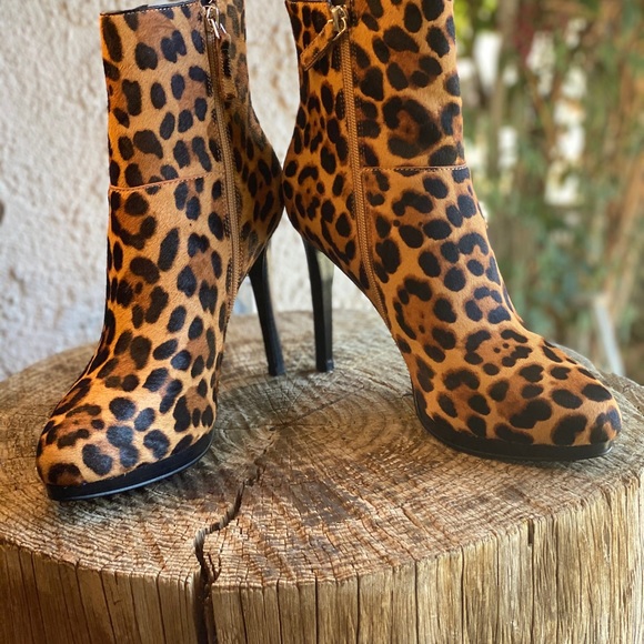 Querida platform booties from Nine West - Picture 5 of 8